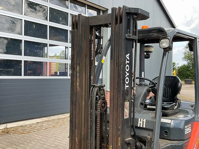 2017 toyota 52-8fdf25 vorkheftruck - afbeelding 14 van  16