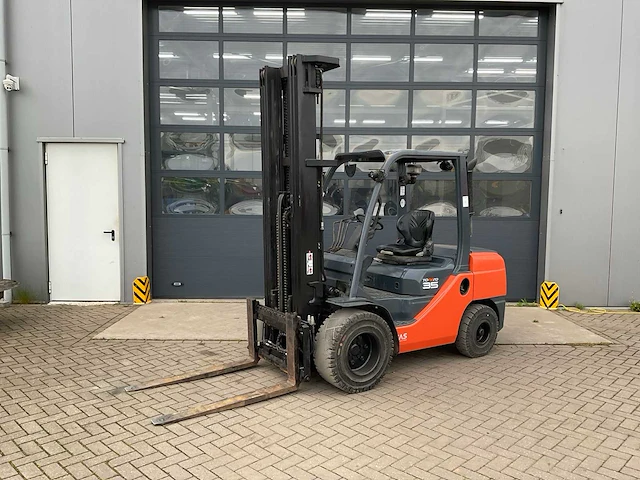 2017 toyota tonero 52-8fdjf35 vorkheftruck - afbeelding 1 van  13