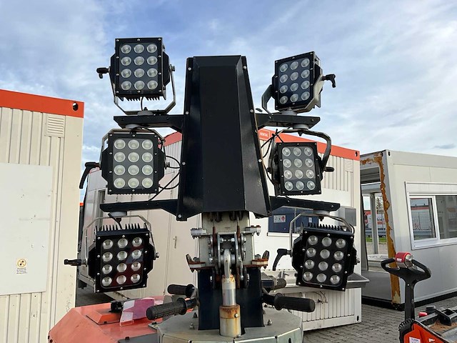 2017 trime x-ecok2 lichtmast aggregaat aanhangwagen - afbeelding 18 van  22