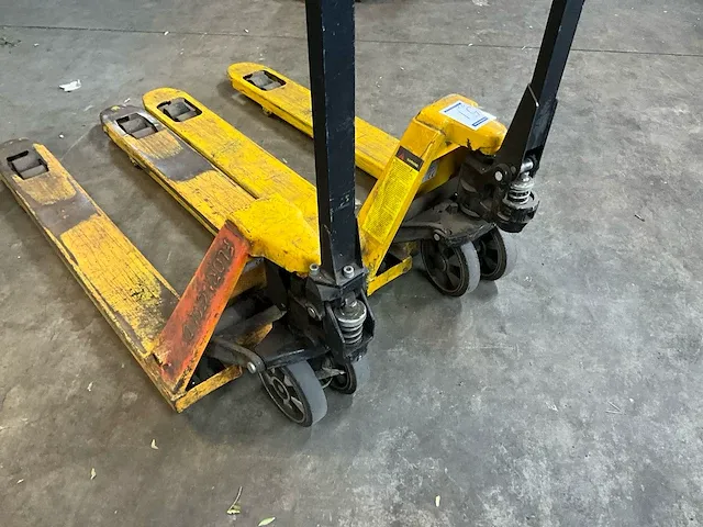2017 tvh trp0007 hand hydraulische palletwagen (2x) - afbeelding 3 van  5