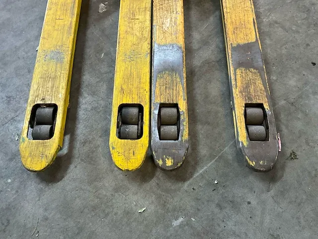 2017 tvh trp0007 hand hydraulische palletwagen (2x) - afbeelding 5 van  5