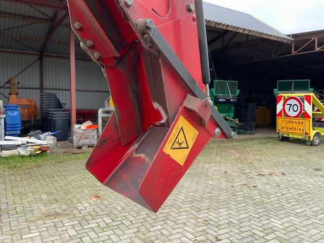 2017 ufkes greentec 942 track chipper - afbeelding 24 van  75