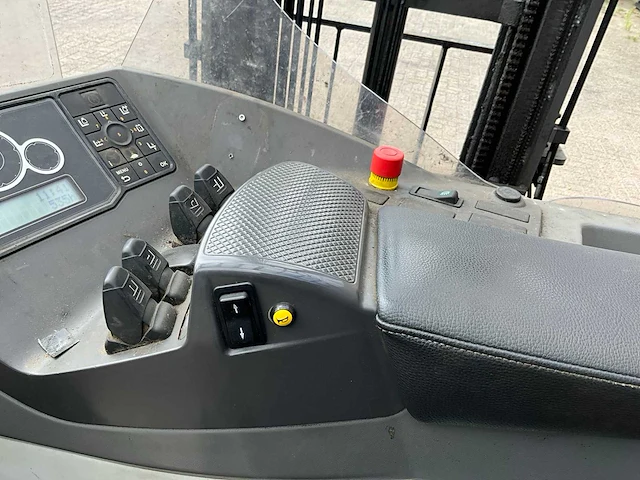 2017 uni carriers und140dtfvxe845 reach truck - afbeelding 3 van  17