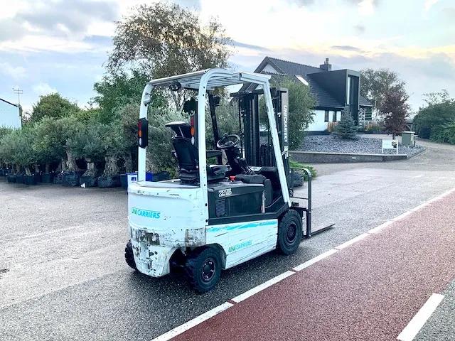 2017 unicarriers 1q2l25q vorkheftruck - afbeelding 24 van  27