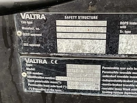 2017 valtra t174e active vierwielaangedreven landbouwtractor - afbeelding 11 van  39