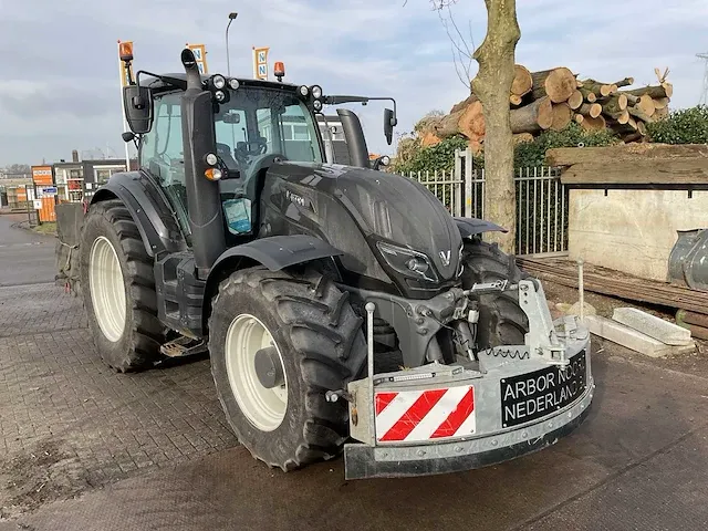 2017 valtra t234 direct smart touch vierwielaangedreven landbouwtractor met omkeerinrichting - afbeelding 12 van  54