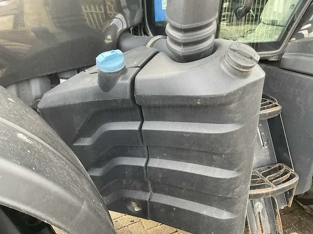 2017 valtra t234 direct smart touch vierwielaangedreven landbouwtractor met omkeerinrichting - afbeelding 29 van  54