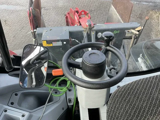 2017 valtra t234 direct smart touch vierwielaangedreven landbouwtractor met omkeerinrichting - afbeelding 41 van  54