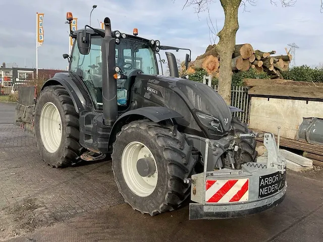 2017 valtra t234 direct smart touch vierwielaangedreven landbouwtractor met omkeerinrichting - afbeelding 34 van  54