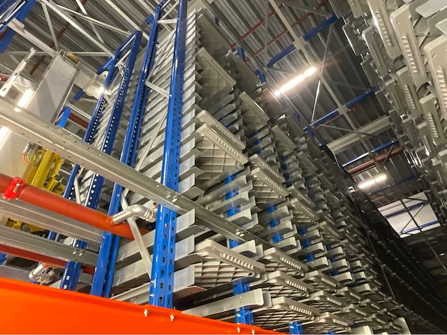 2017 viscon handelings- & opslagsysteem voor kunststof kratten - afbeelding 23 van  57
