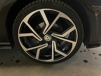 2017 volkswagen golf 7.5 highline business r personenauto - afbeelding 3 van  35
