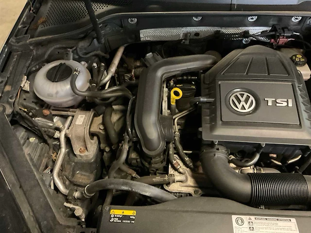 2017 volkswagen golf 7.5 highline business r personenauto - afbeelding 28 van  35