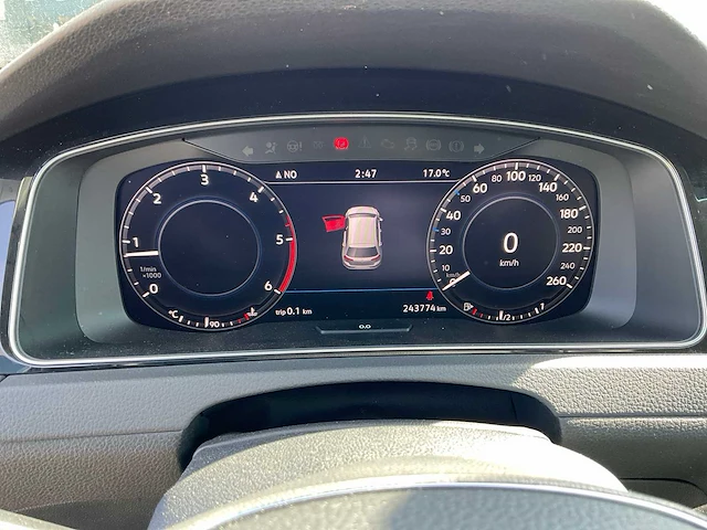 2017 volkswagen golf 7.5 tdi r-line personenauto - afbeelding 16 van  16