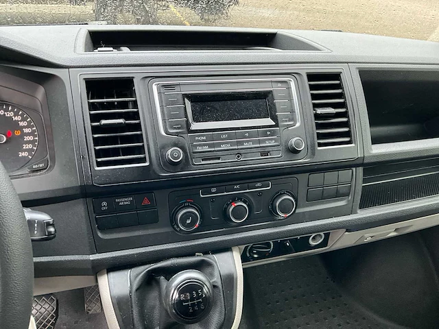 2017 volkswagen transporter kombi tdi bedrijfswagen - afbeelding 9 van  27