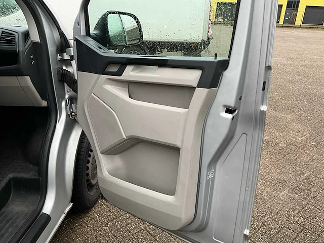 2017 volkswagen transporter kombi tdi bedrijfswagen - afbeelding 11 van  27