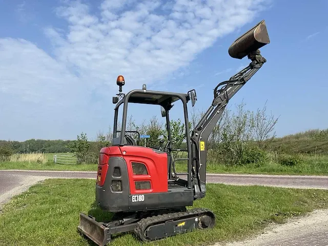 2017 volvo ec18d minigraafmachine - afbeelding 23 van  24