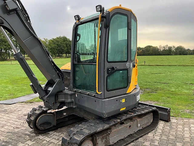 2017 volvo ecr580 rupsgraafmachine - afbeelding 2 van  50