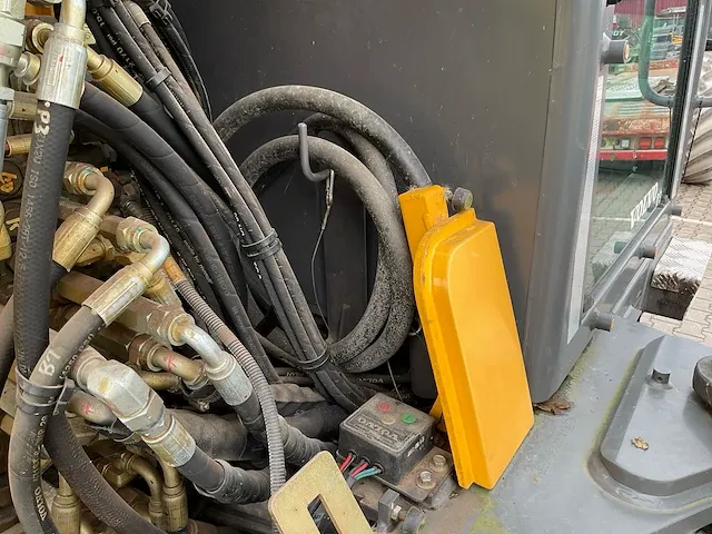 2017 volvo ew60e banden graafmachine - afbeelding 18 van  35