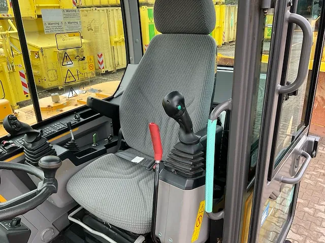 2017 volvo ew60e banden graafmachine - afbeelding 21 van  35