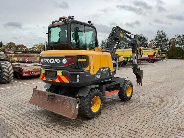 2017 volvo ew60e banden graafmachine - afbeelding 31 van  35