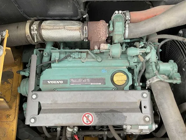 2017 volvo ewr150e banden graafmachine - afbeelding 20 van  39