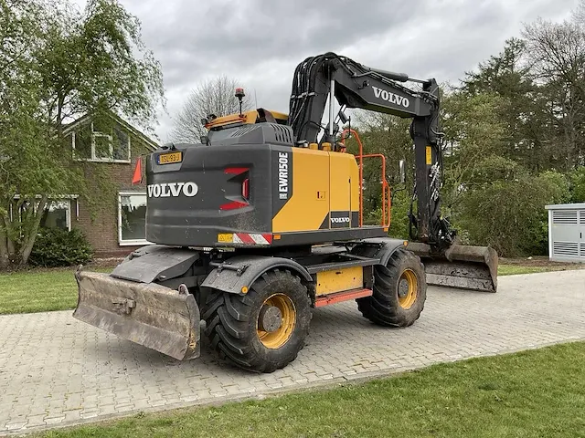 2017 volvo ewr150e banden graafmachine - afbeelding 35 van  39