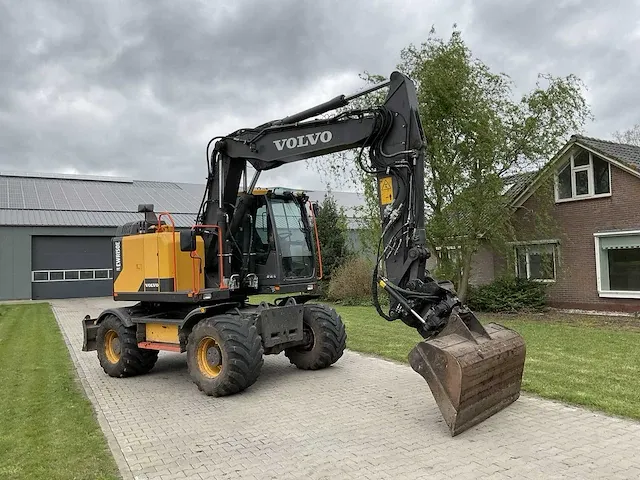 2017 volvo ewr150e banden graafmachine - afbeelding 37 van  39