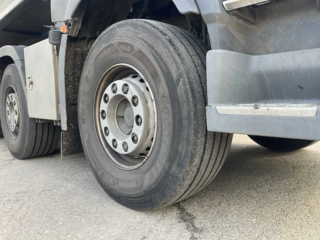 2017 volvo fm500 10x4 vrachtwagen - afbeelding 2 van  62