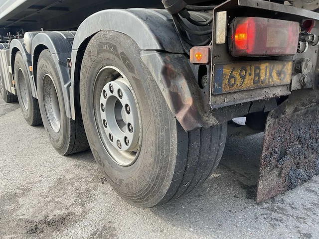2017 volvo fm500 10x4 vrachtwagen - afbeelding 16 van  62