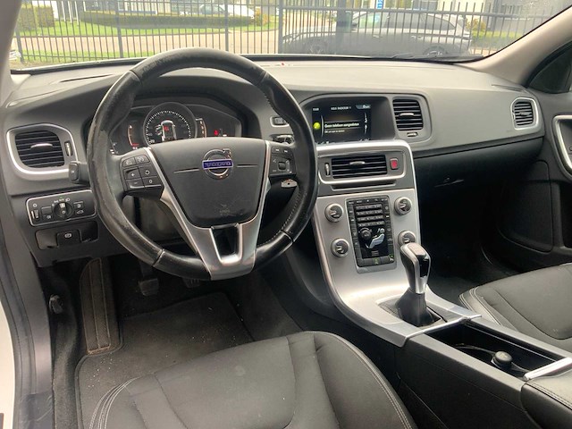 2017 volvo v60 cross country personenauto - afbeelding 3 van  26