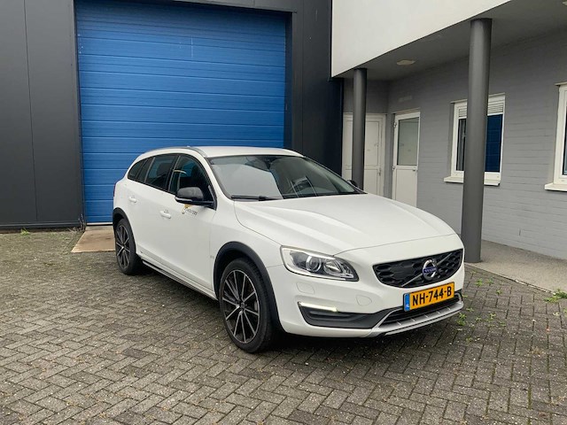 2017 volvo v60 cross country personenauto - afbeelding 1 van  26