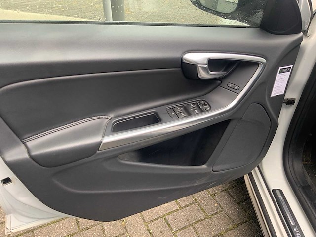 2017 volvo v60 cross country personenauto - afbeelding 26 van  26