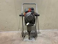 2017 wacker neuson bh65 benzine breekhamer met kar - afbeelding 1 van  5