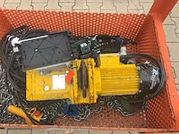 2017 yale 50-2 elektrische kettingtakel - afbeelding 4 van  6