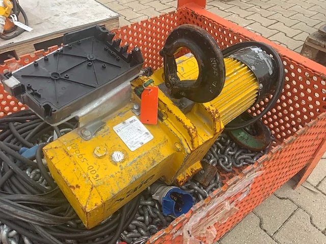 2017 yale 50-2 elektrische kettingtakel - afbeelding 5 van  6