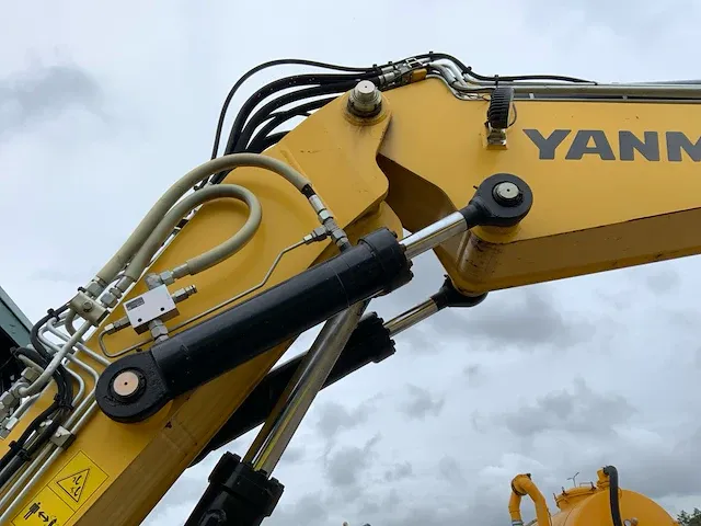 2017 yanmar b95w banden graafmachine - afbeelding 27 van  44