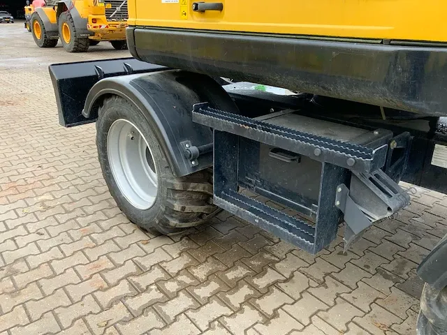 2017 yanmar b95w banden graafmachine - afbeelding 30 van  44