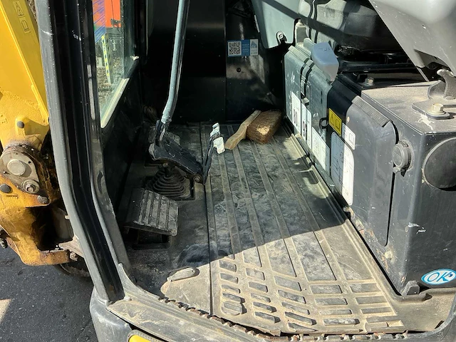 2017 yanmar vio27-6 midigraafmachine - afbeelding 26 van  44