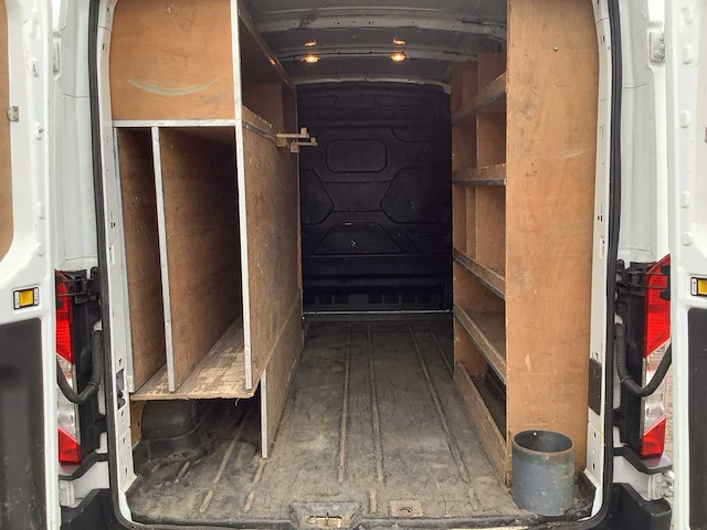 2018 - ford - transit - 290 2.0 tdci l2h2 tr - bedrijfswagen - afbeelding 15 van  16