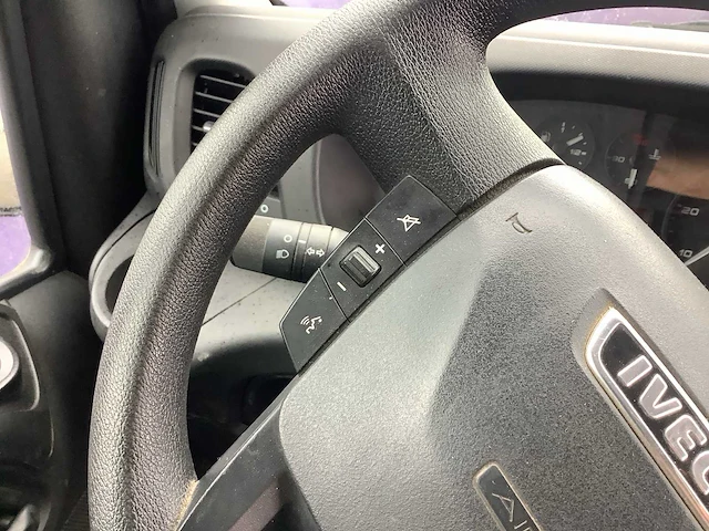 2018 - iveco - daily - 35c12 2.3 375 - bedrijfswagen - afbeelding 12 van  18