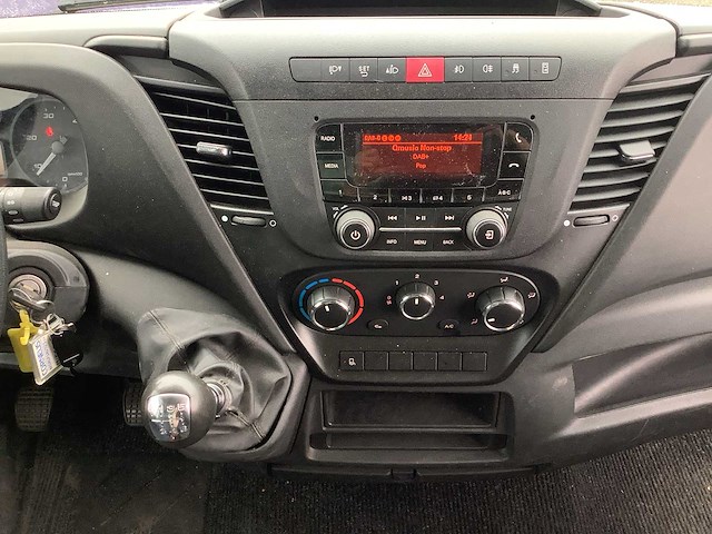 2018 - iveco - daily - 35c12 2.3 375 - bedrijfswagen - afbeelding 2 van  18