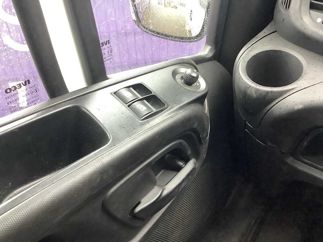 2018 - iveco - daily - 35c12 2.3 375 - bedrijfswagen - afbeelding 8 van  18