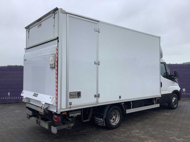 2018 - iveco - daily - 35c12 2.3 375 - bedrijfswagen - afbeelding 13 van  18