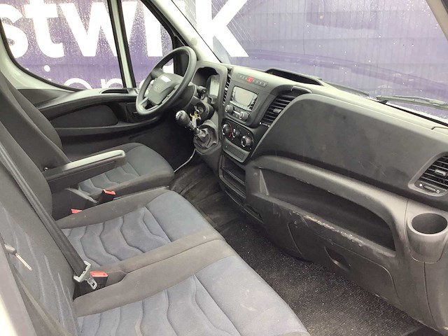 2018 - iveco - daily - 35c12 2.3 375 - bedrijfswagen - afbeelding 17 van  18
