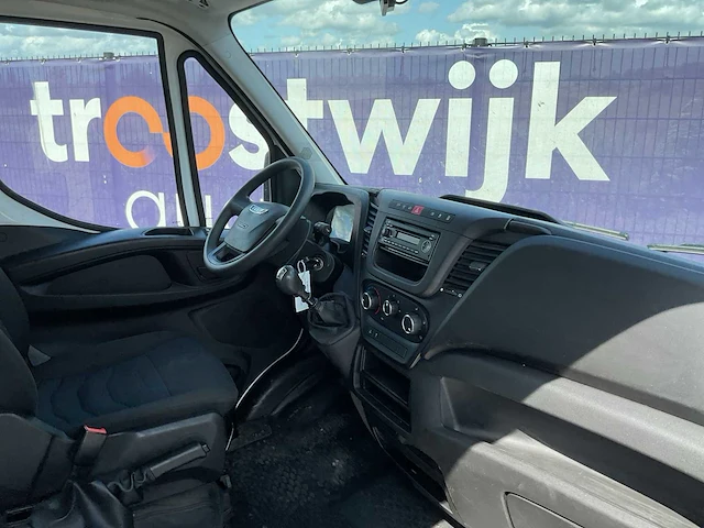 2018 - iveco - daily - 35s12v 2.3 352 l3h3 - bedrijfswagen - afbeelding 16 van  16