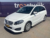 2018 - mercedes-benz - b-klasse - 220 d ambition - personenauto - afbeelding 1 van  15
