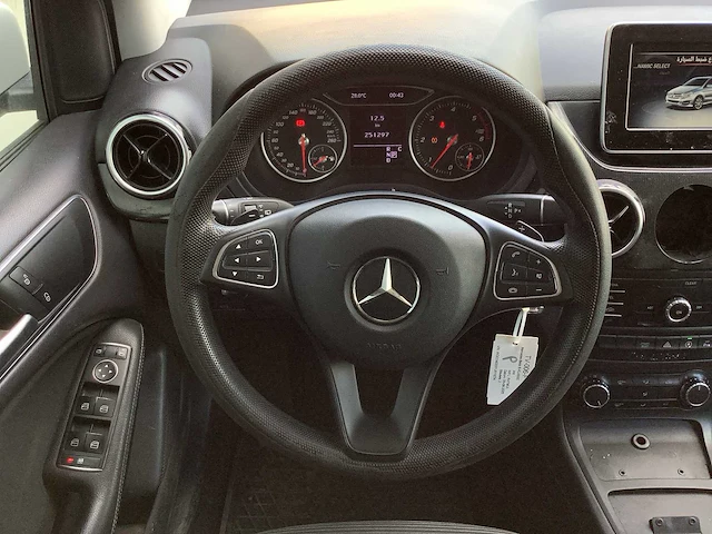 2018 - mercedes-benz - b-klasse - 220 d ambition - personenauto - afbeelding 14 van  14