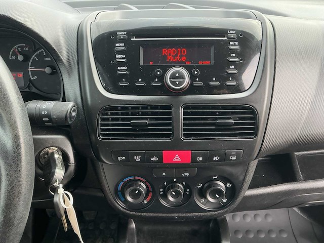 2018 - opel - combo - 1.3 cdti l2h1 sport - bedrijfswagen - afbeelding 9 van  14