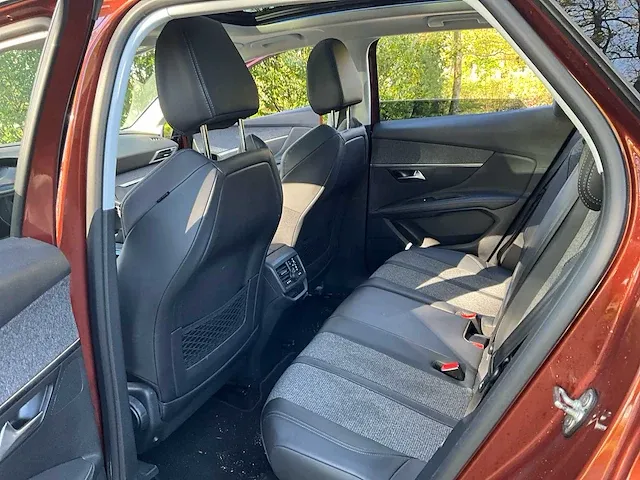 2018 - peugeot - 3008 - 1.2 puretech gt line - personenauto - afbeelding 10 van  53