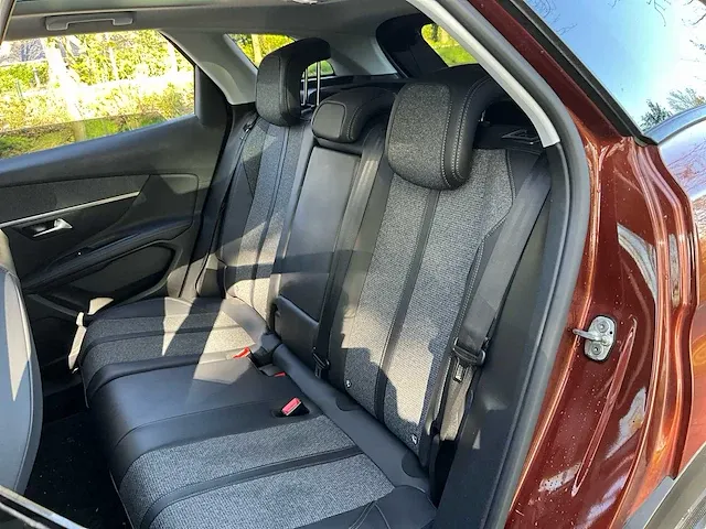 2018 - peugeot - 3008 - 1.2 puretech gt line - personenauto - afbeelding 11 van  53